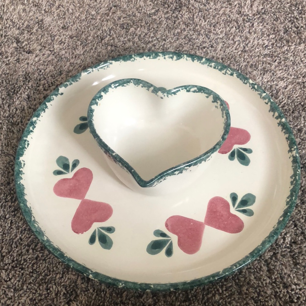 Chaparral Pottery heart dip /chip set. One piece. Great condition!